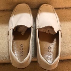 Izod Odessey Leather Men’s Loafer.